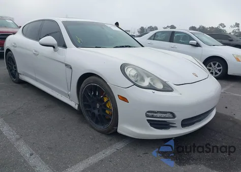2012 Porsche Panamera 4 z USA, uszkodzony, nr VIN WP0AA2A70CL013973